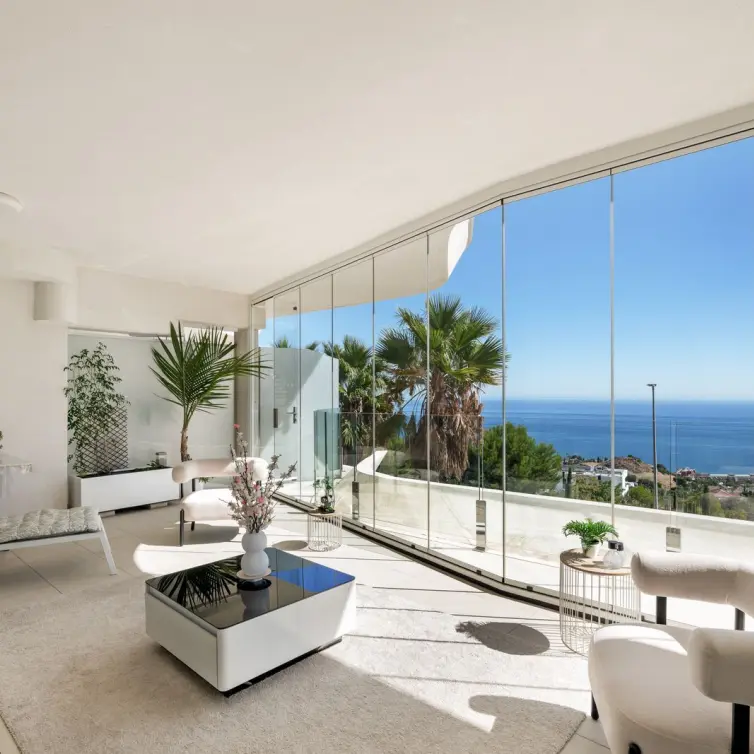 Продажа апартаментов на среднем этаже в Benalmadena