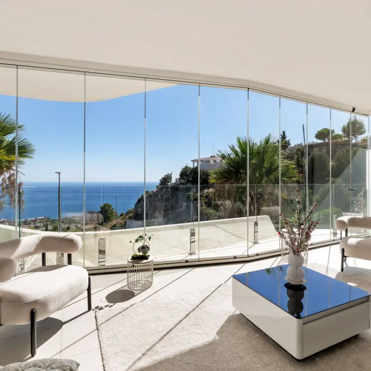 Продажа апартаментов на среднем этаже в Benalmadena