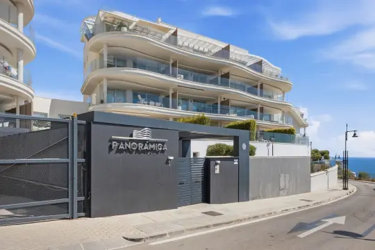 Image 1 thumb