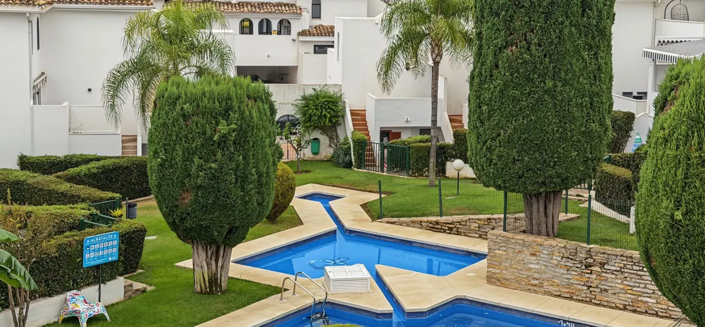 Sale of townhouse in Cancelada 0