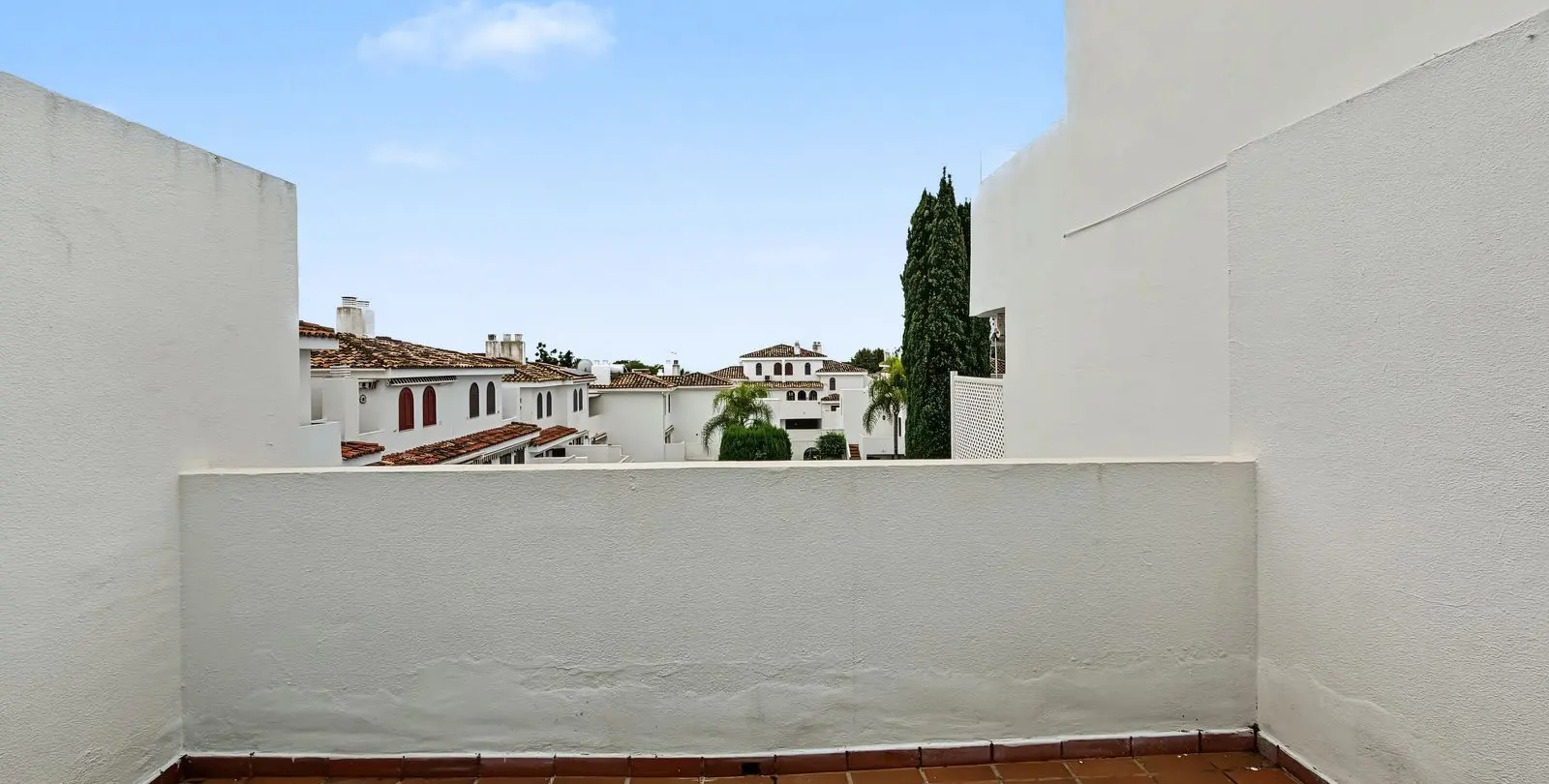 Sale of townhouse in Cancelada 20