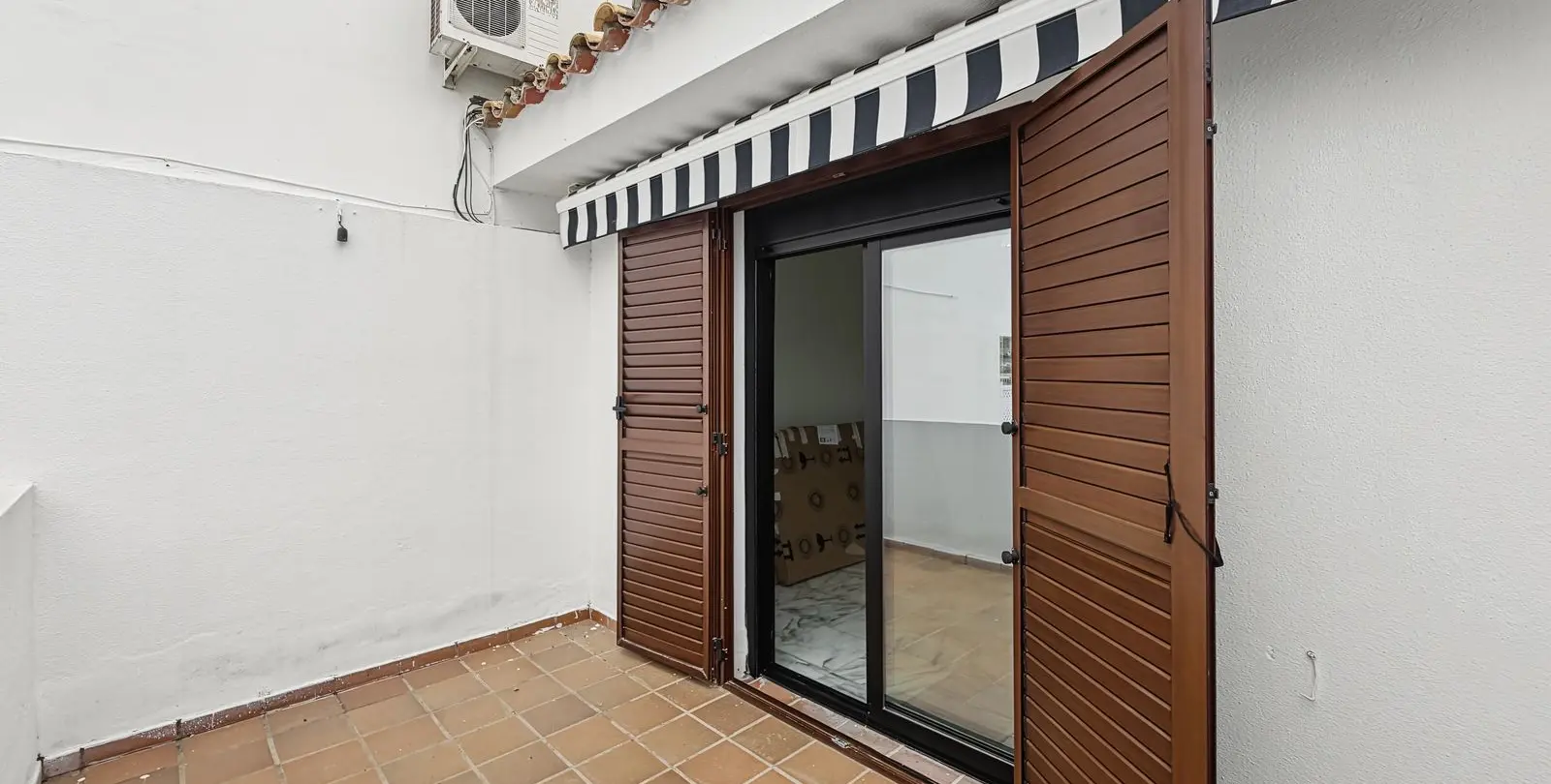 Sale of townhouse in Cancelada 21
