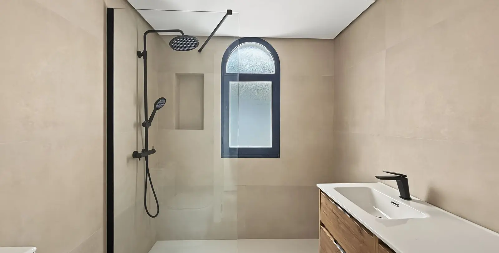 Sale of townhouse in Cancelada 23
