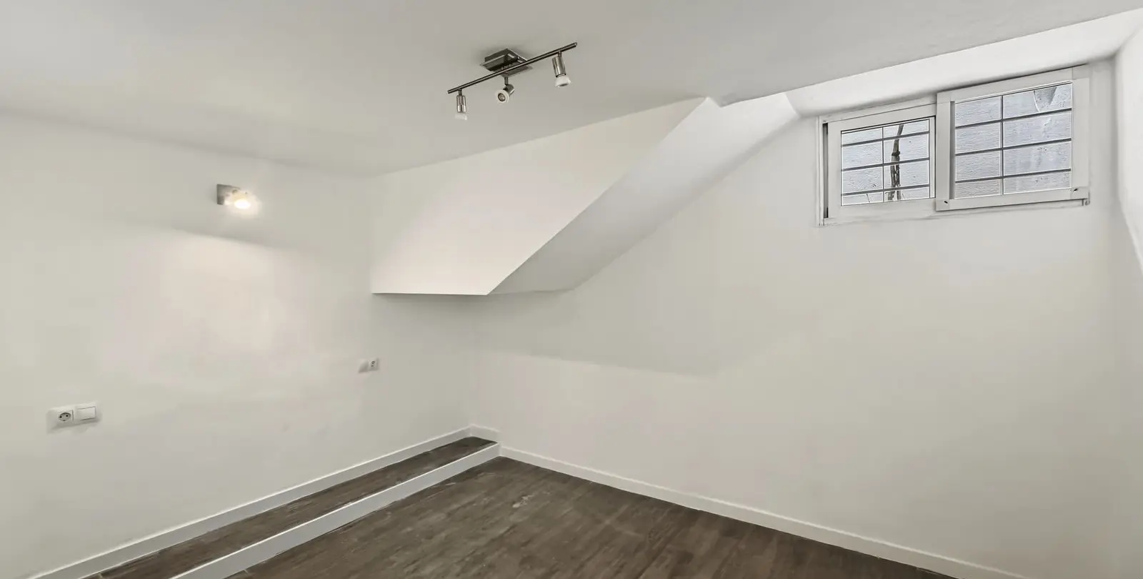 Sale of townhouse in Cancelada 40