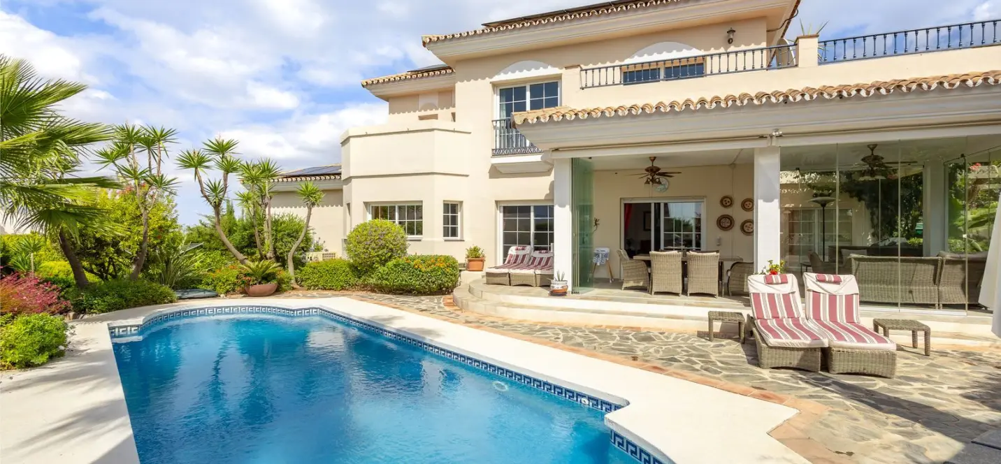 Sale of detached villa in Alhaurin Golf 1