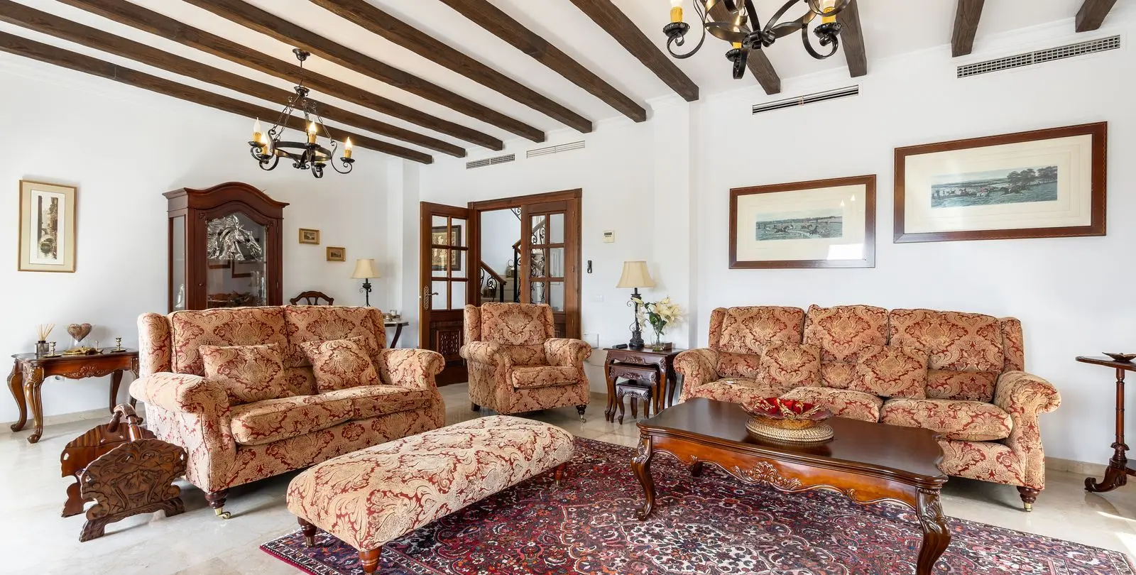Sale of detached villa in Alhaurin Golf 12
