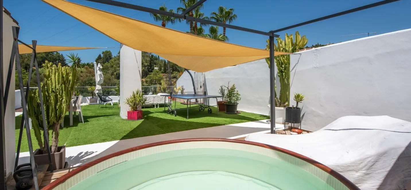 Sale of penthouse in Benahavís 1