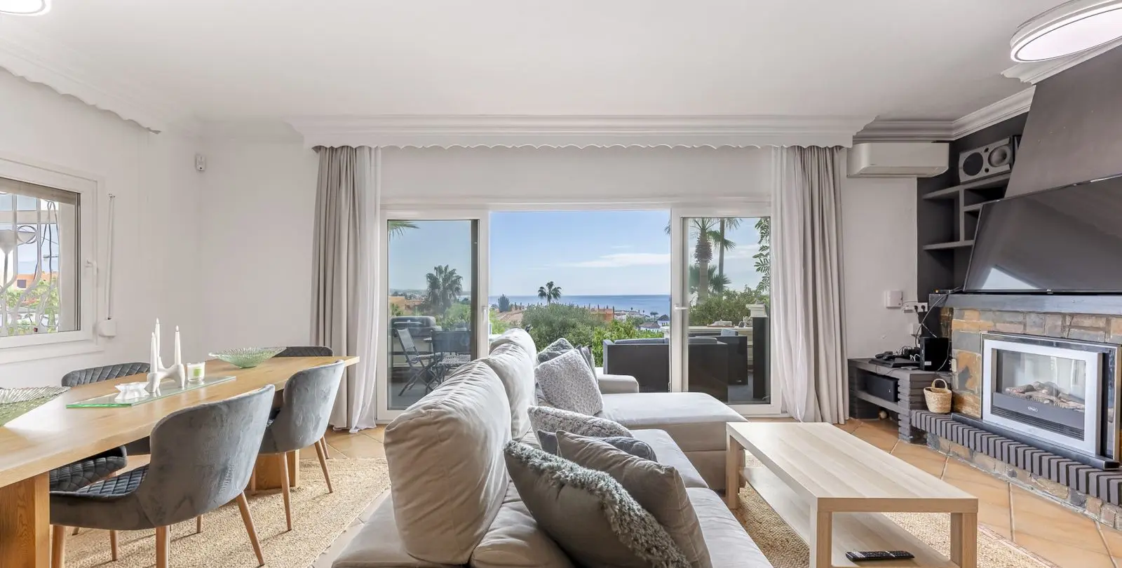 Продажа  отдельно стоящей виллы в Estepona 12