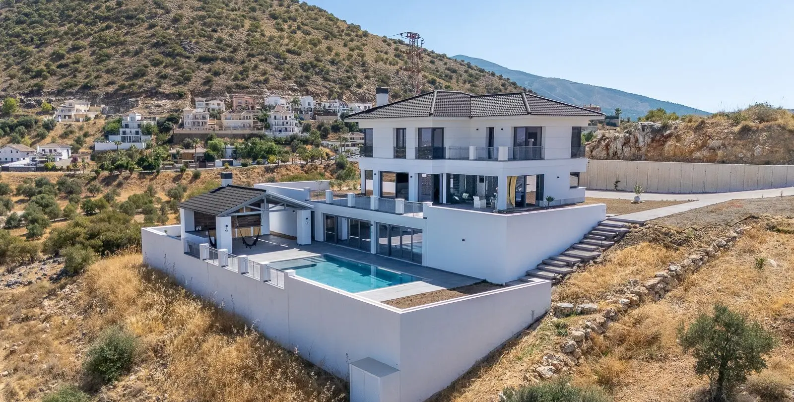 Venta de villa independiente en Coín 38