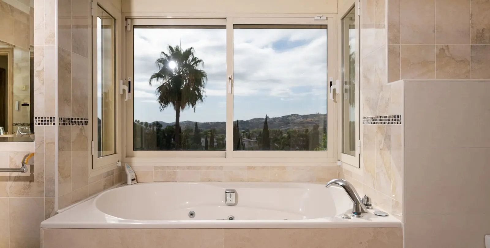 Venta de villa independiente en Mijas Golf 39