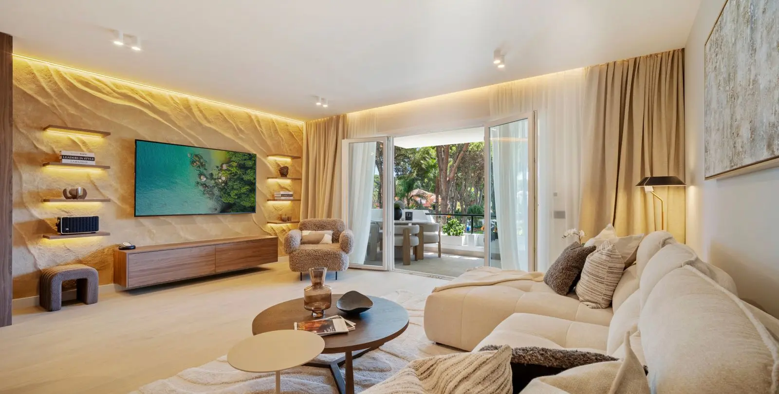 Venta de apartamento en planta media en El Presidente 1