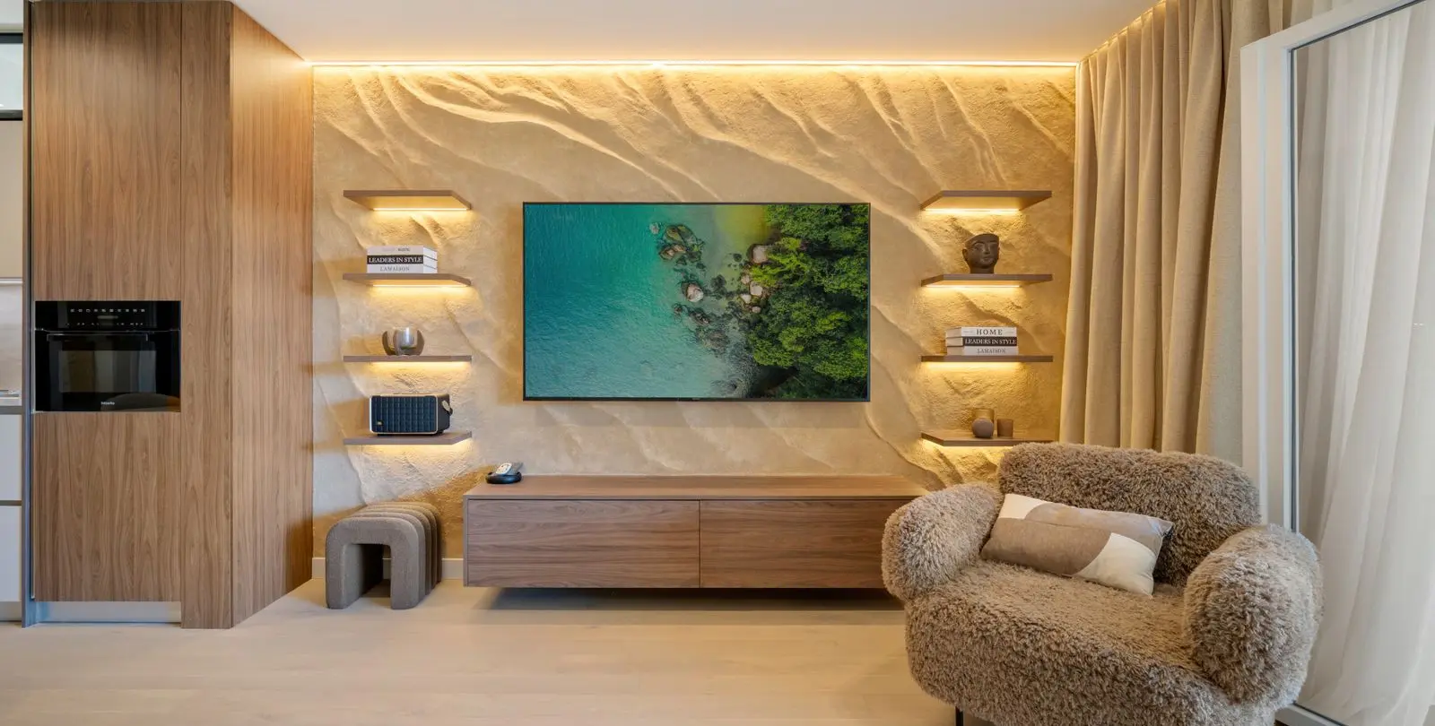 Venta de apartamento en planta media en El Presidente 2