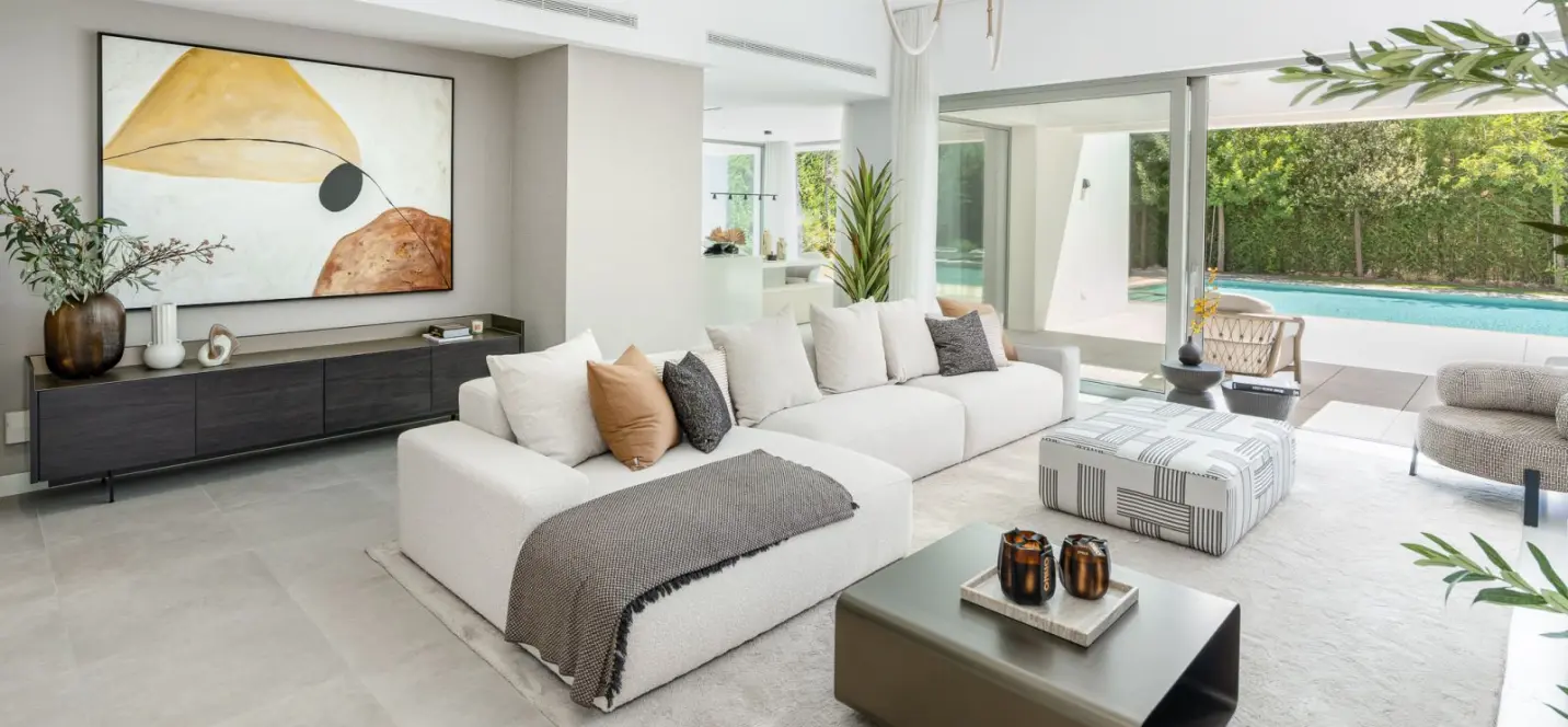 Venta de villa independiente en Estepona 2
