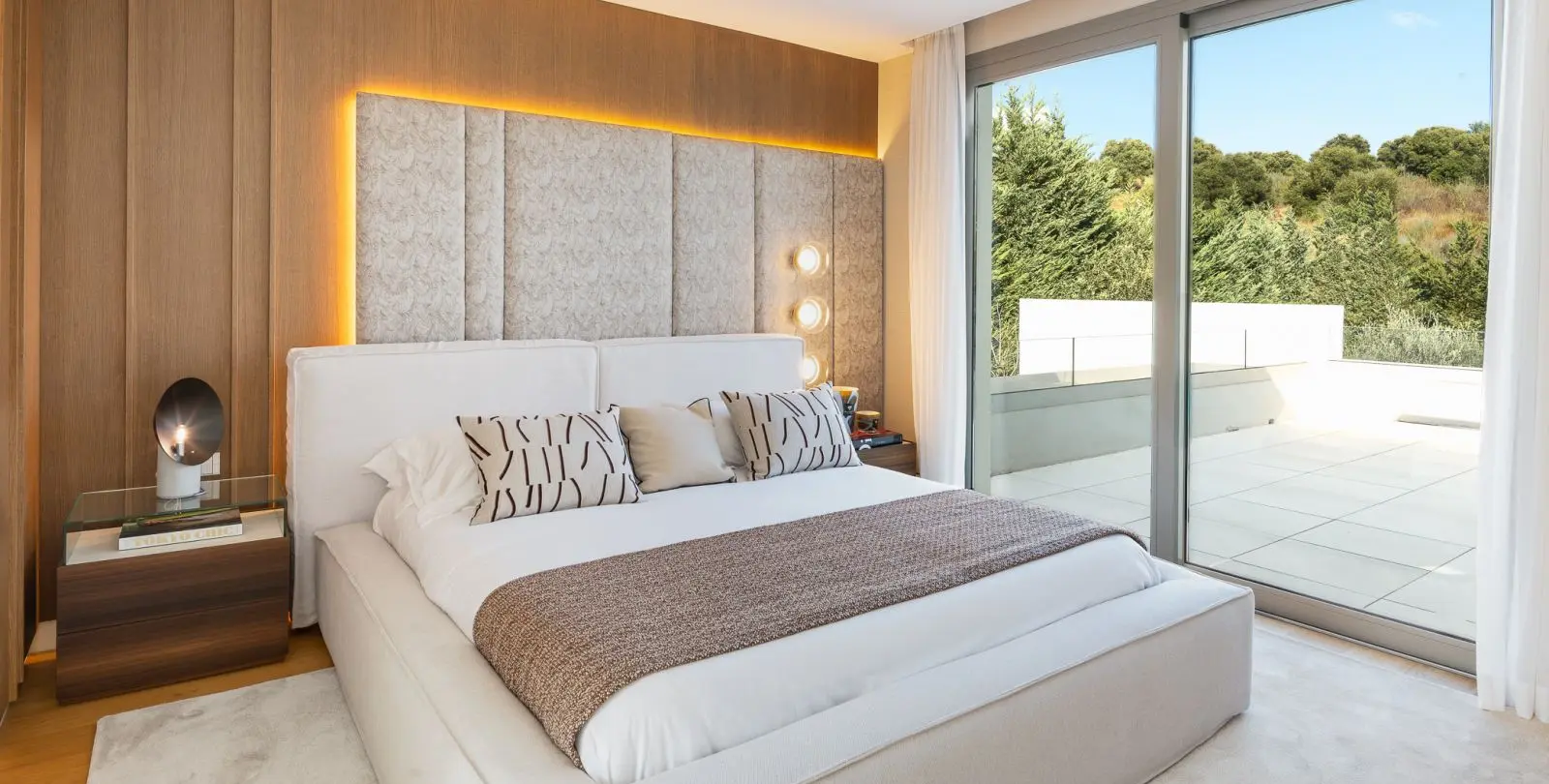 Venta de villa independiente en Estepona 5