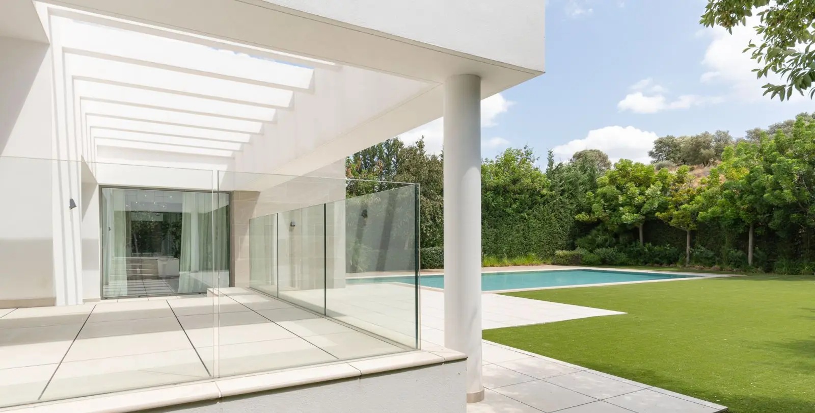 Venta de villa independiente en Estepona 9