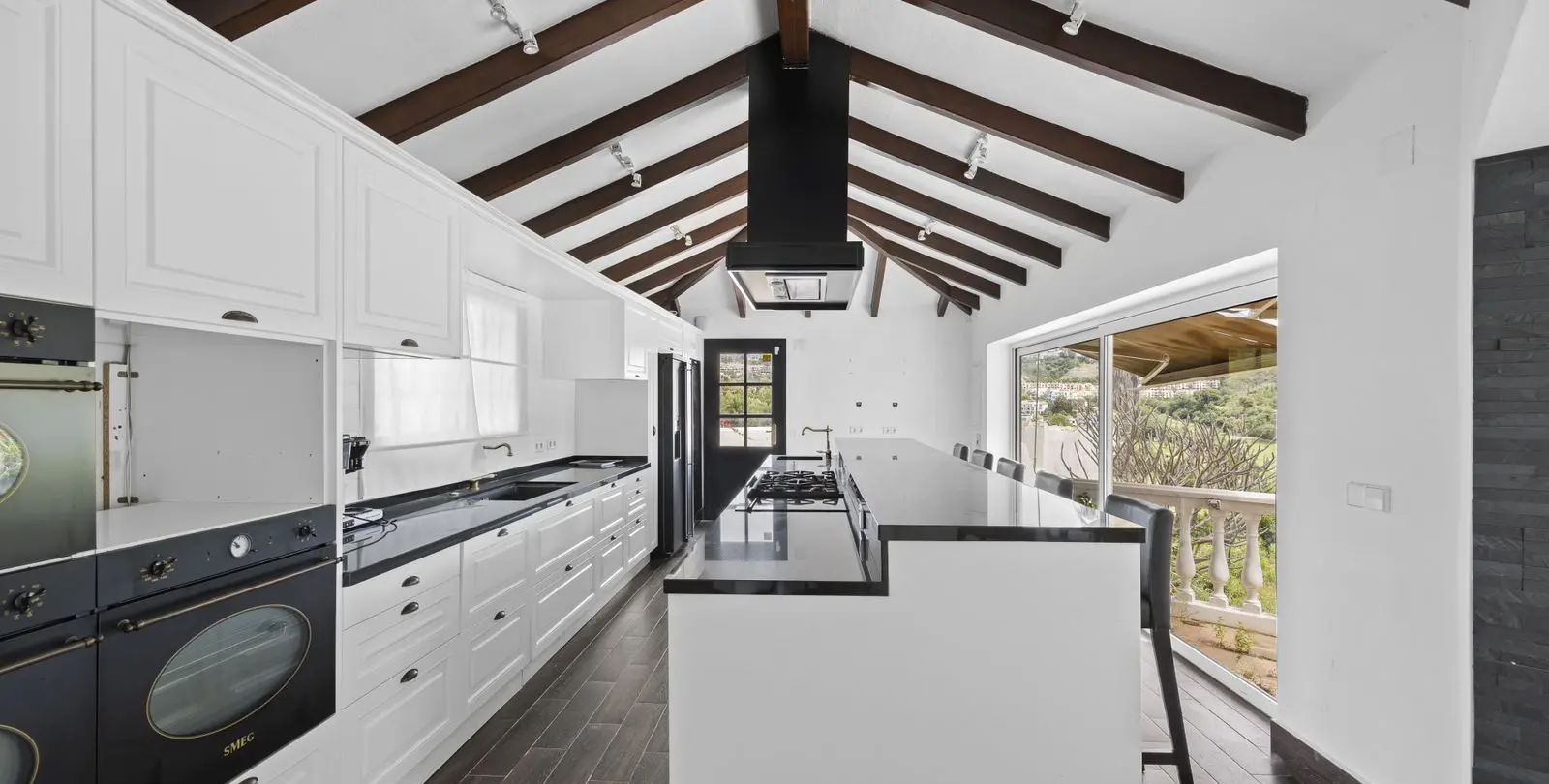 Venta de villa independiente en Benahavís 2
