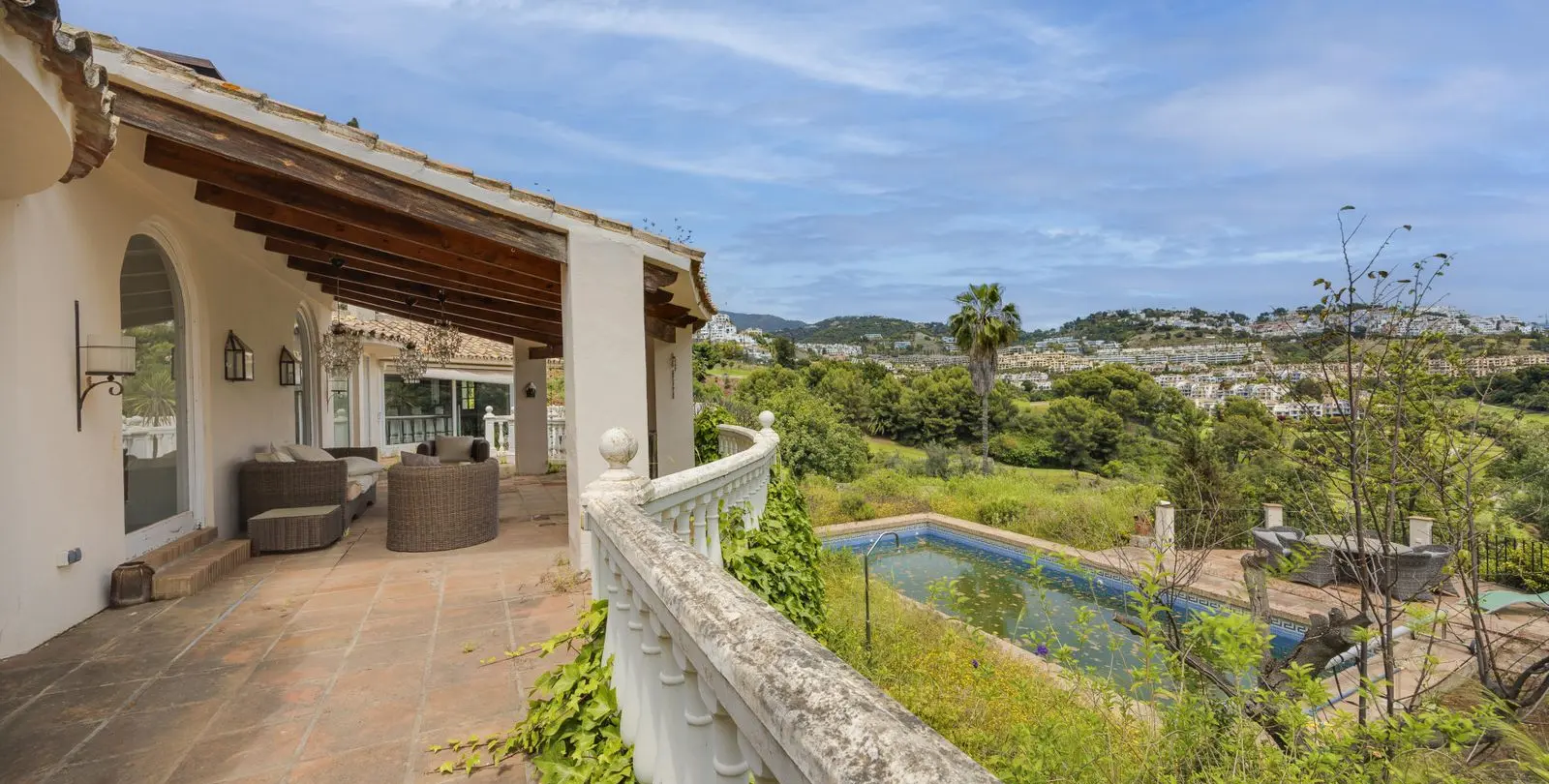 Venta de villa independiente en Benahavís 24