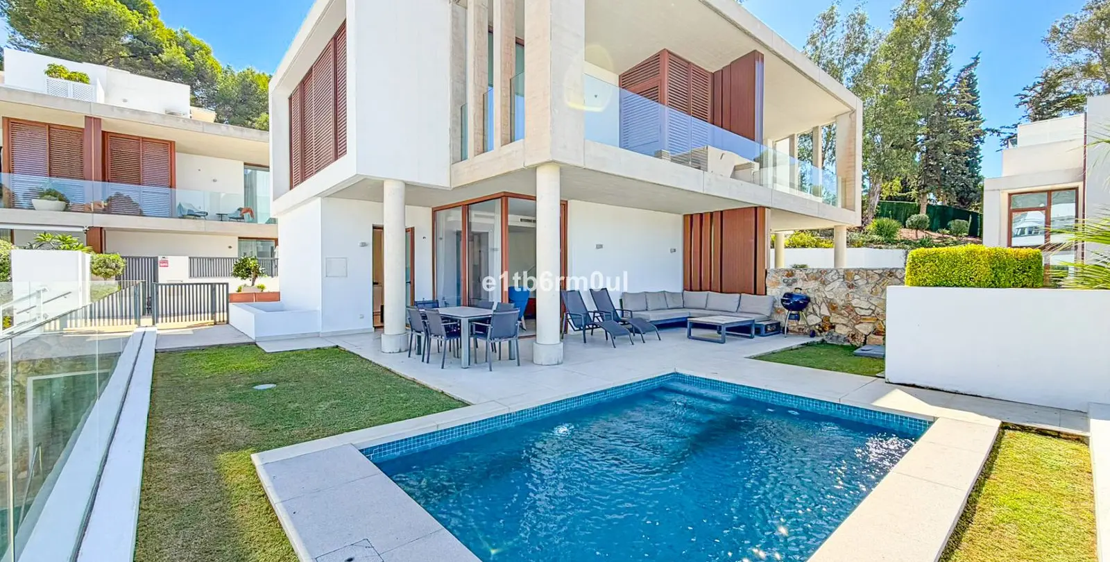 Venta de casa pareada en The Golden Mile 1