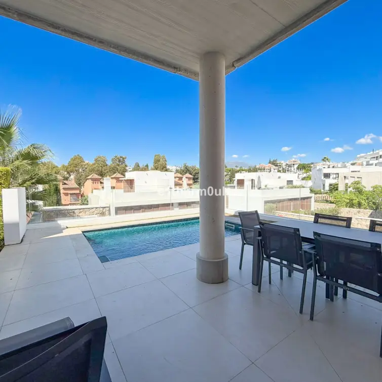 Venta de casa pareada en The Golden Mile