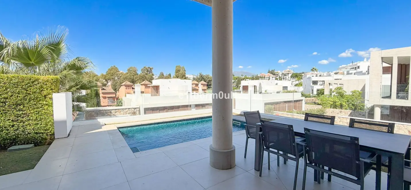 Venta de casa pareada en The Golden Mile 1