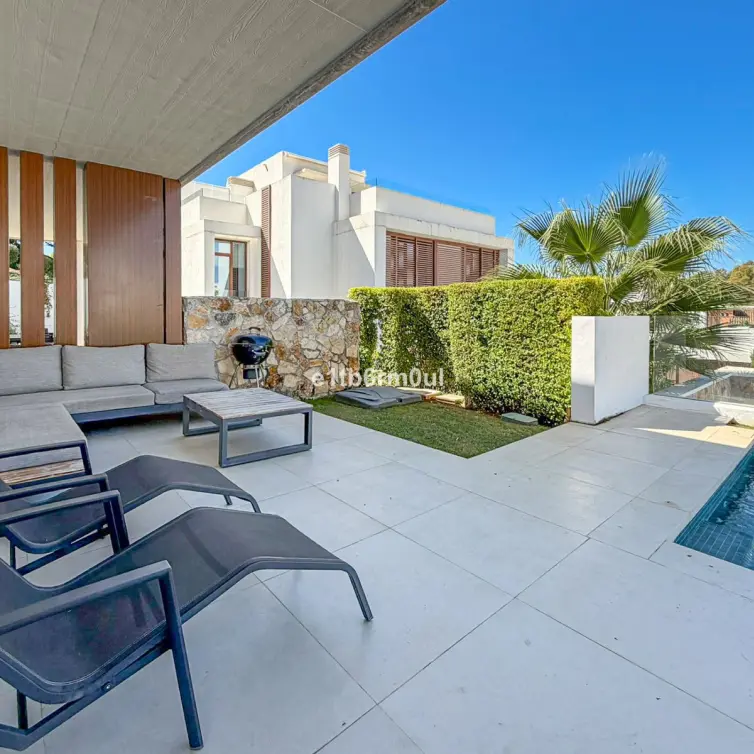 Venta de casa pareada en The Golden Mile