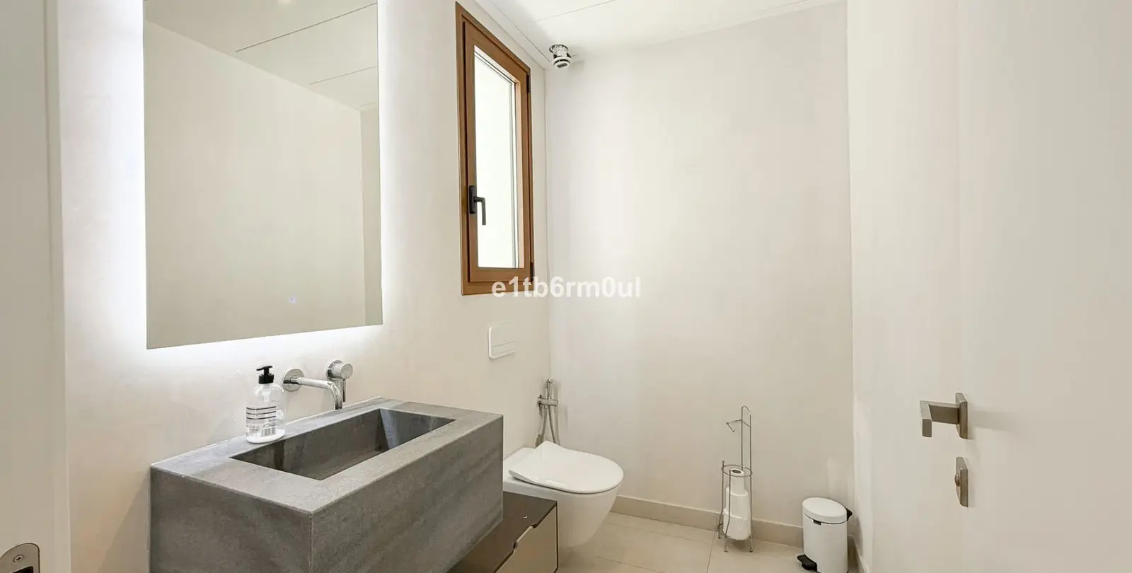 Venta de casa pareada en The Golden Mile 19