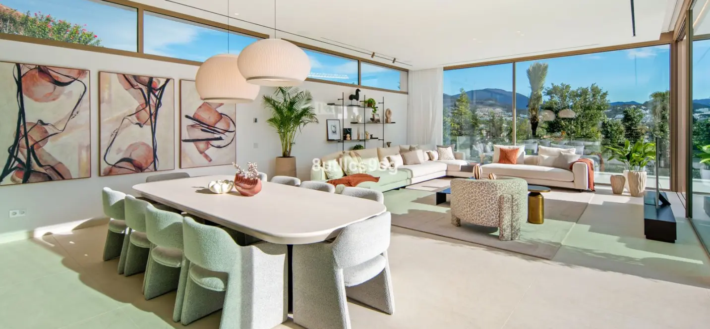Venta de villa independiente en Nueva Andalucía 2