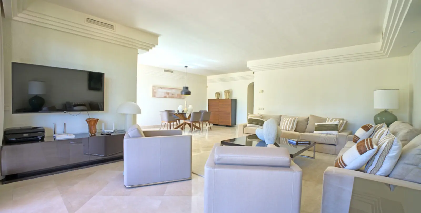 Alquiler a largo plazo de apartamento en planta baja en Nueva Andalucía 29