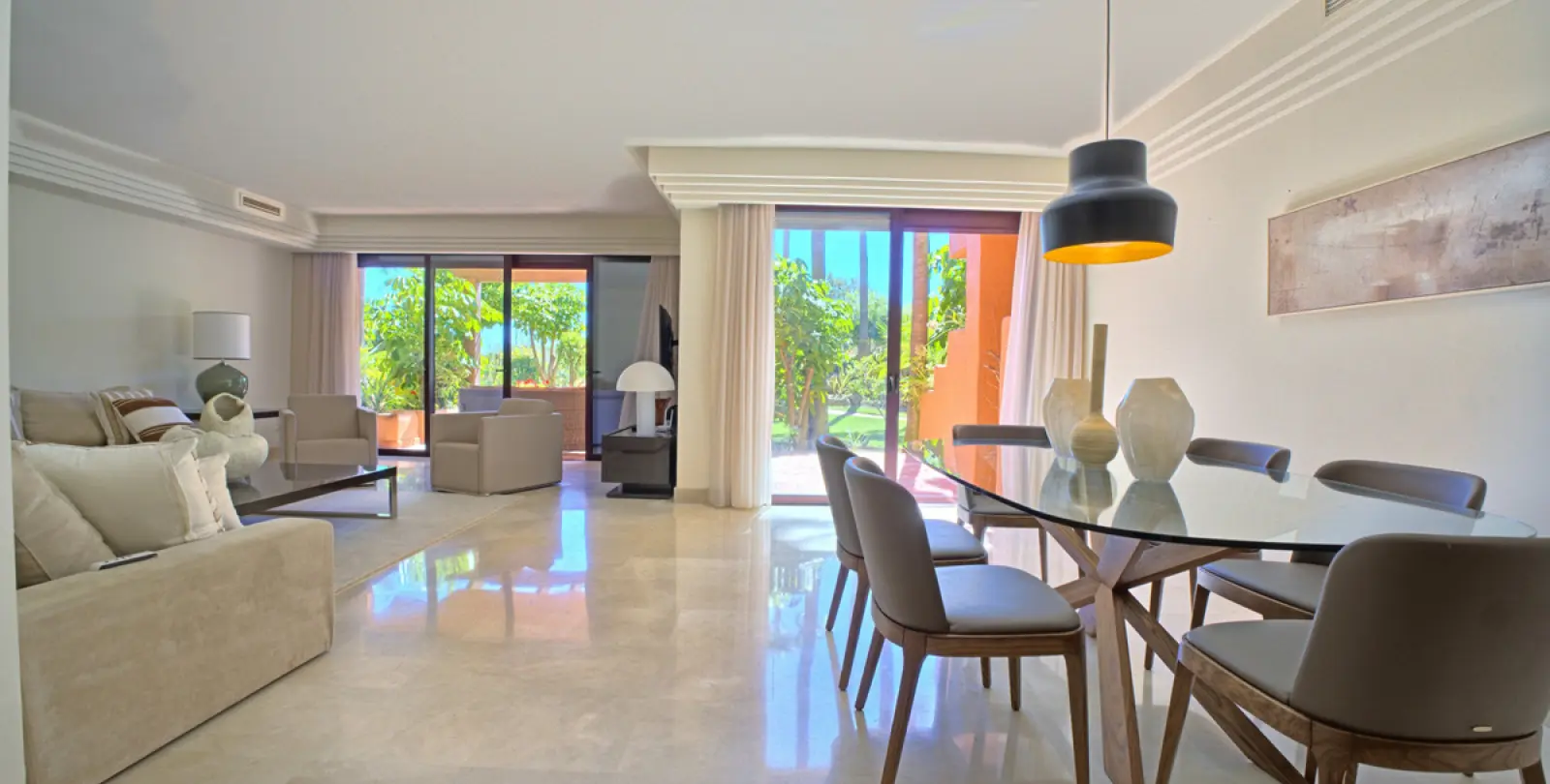 Alquiler a largo plazo de apartamento en planta baja en Nueva Andalucía 34