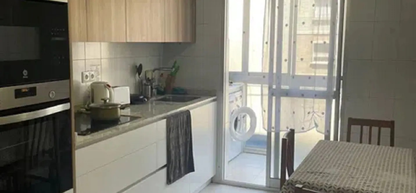 Venta de apartamento en planta media en Málaga Centro 2