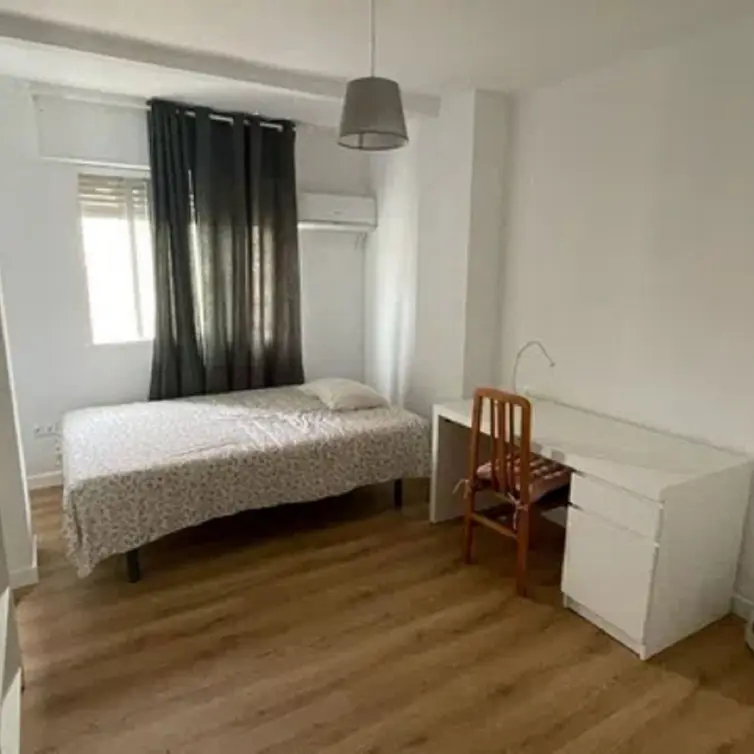 Venta de apartamento en planta media en Málaga Centro