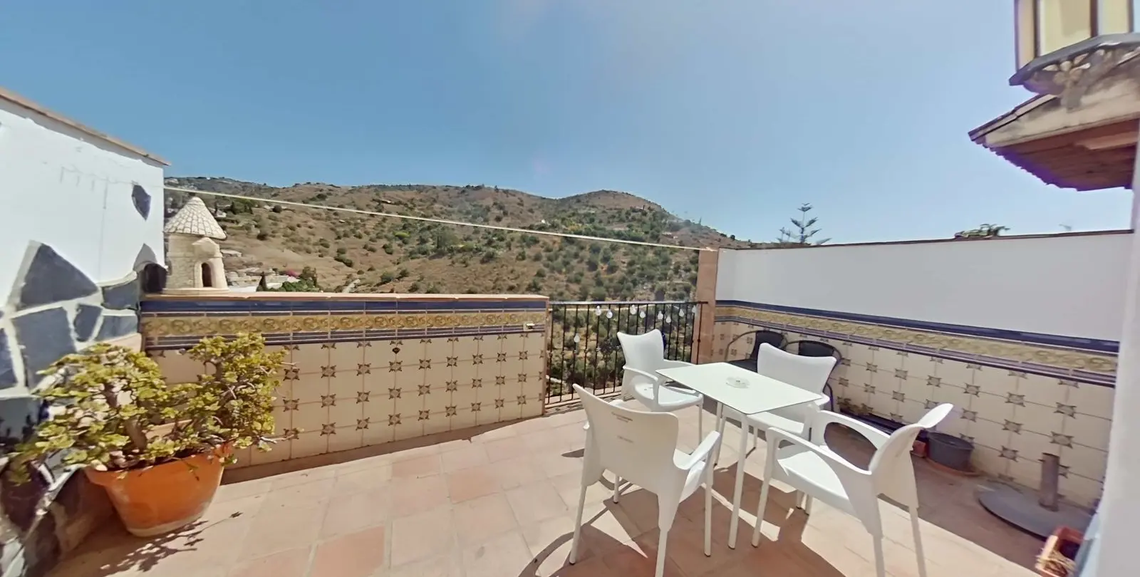 Sale of hotel in Torrox 4