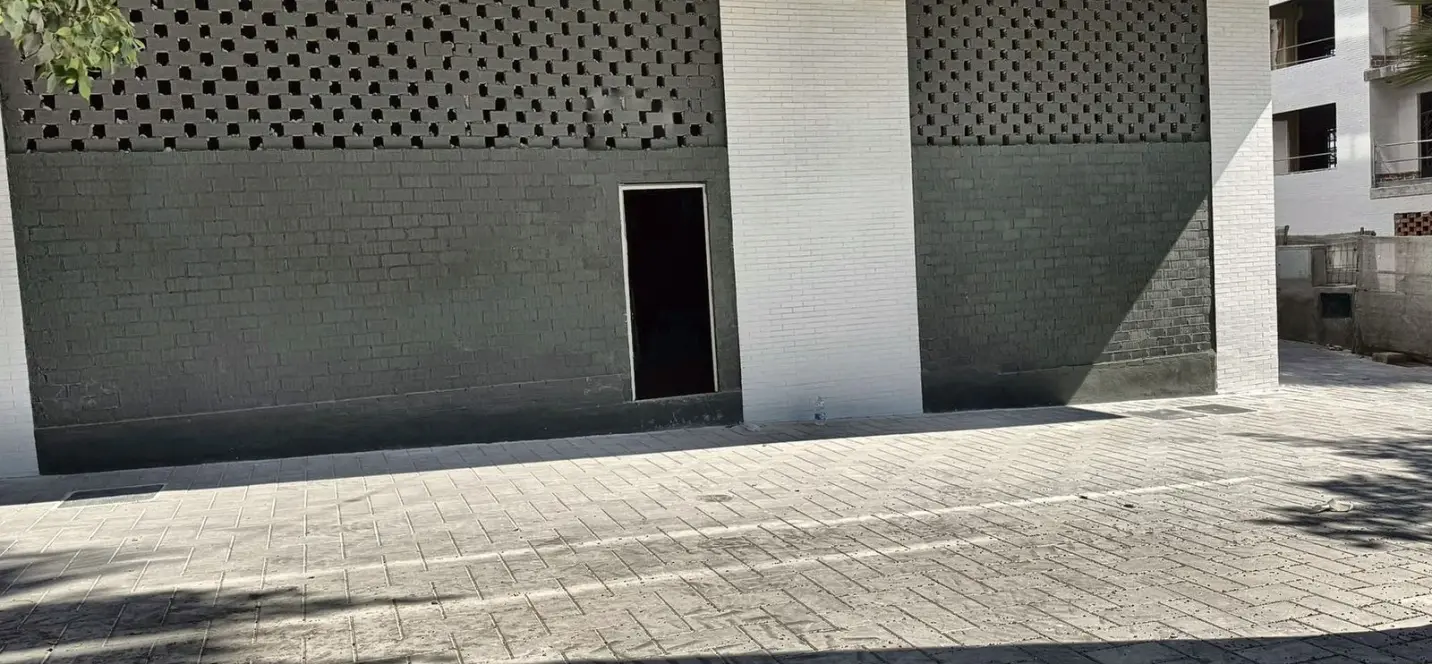 Venta de local comercial en Nueva Andalucía 0