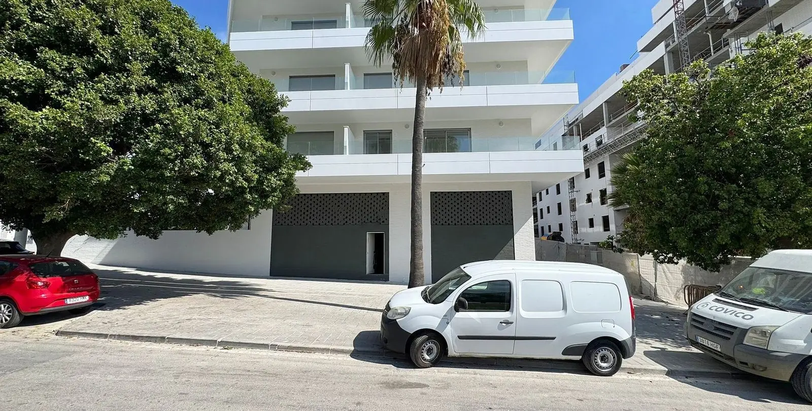 Sale of commercial premises in Nueva Andalucía 8