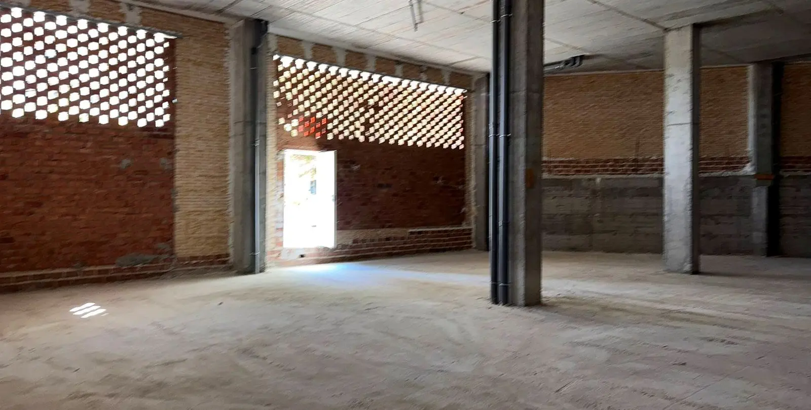 Sale of commercial premises in Nueva Andalucía 12