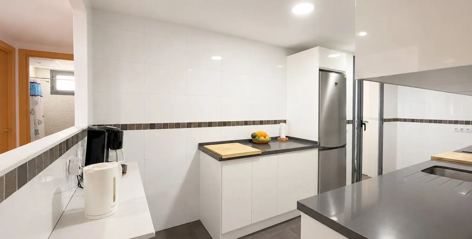 Venta de apartamento en planta media en Doña Julia 10