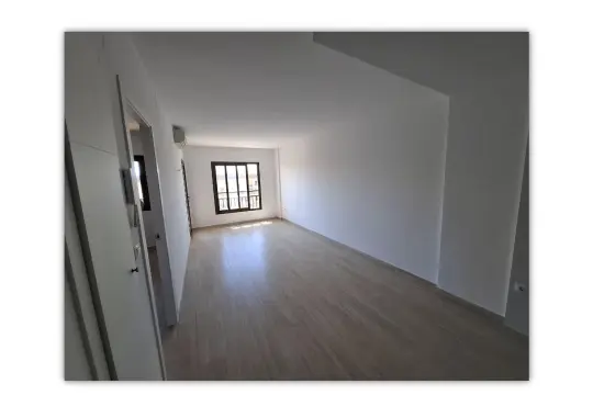 Image 6 thumb