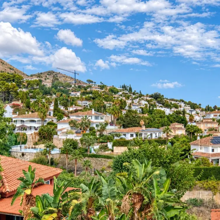 Venta de apartamento en planta media en Fuengirola