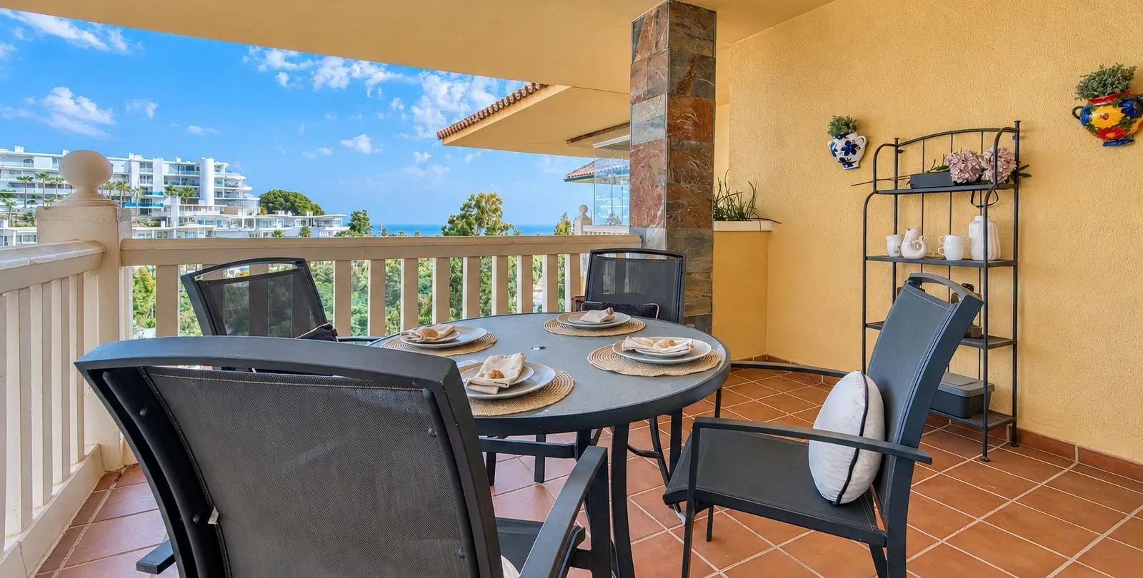 Продажа апартаментов на среднем этаже в Fuengirola 27