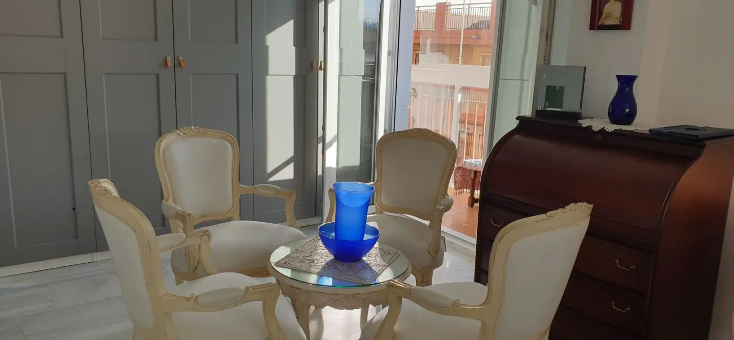 Venta de apartamento en planta media en Fuengirola 3