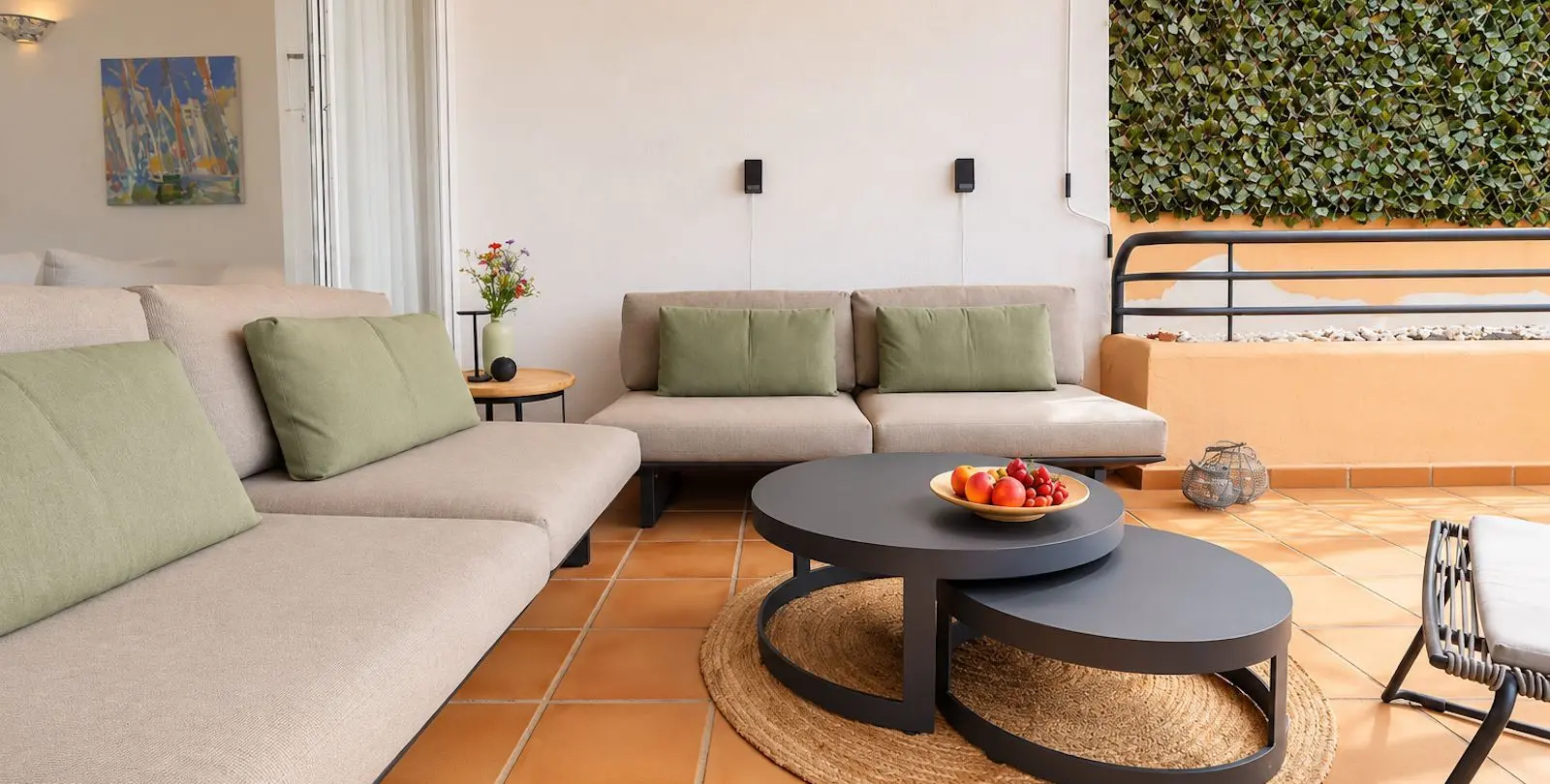 Sale of middle floor apartment in Miraflores 23