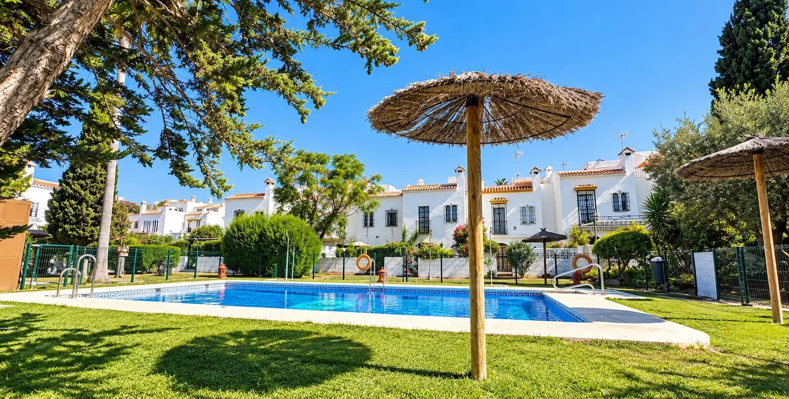 Продажа таунхауса в Casares Playa 1
