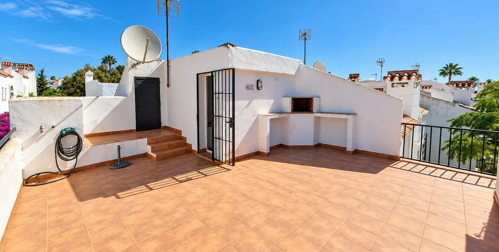 Продажа таунхауса в Casares Playa 22