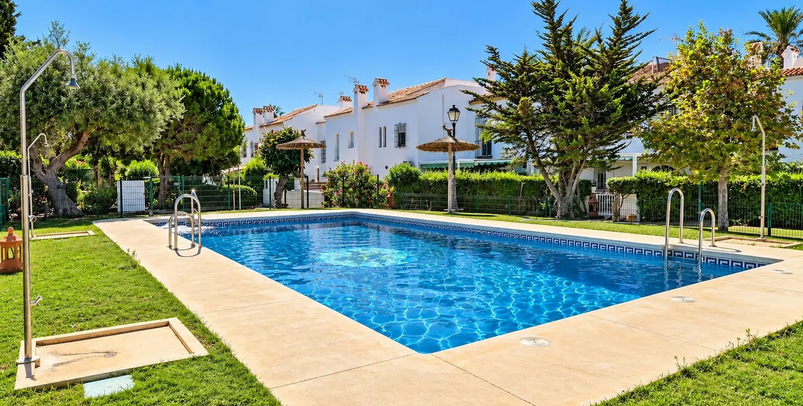 Продажа таунхауса в Casares Playa 31