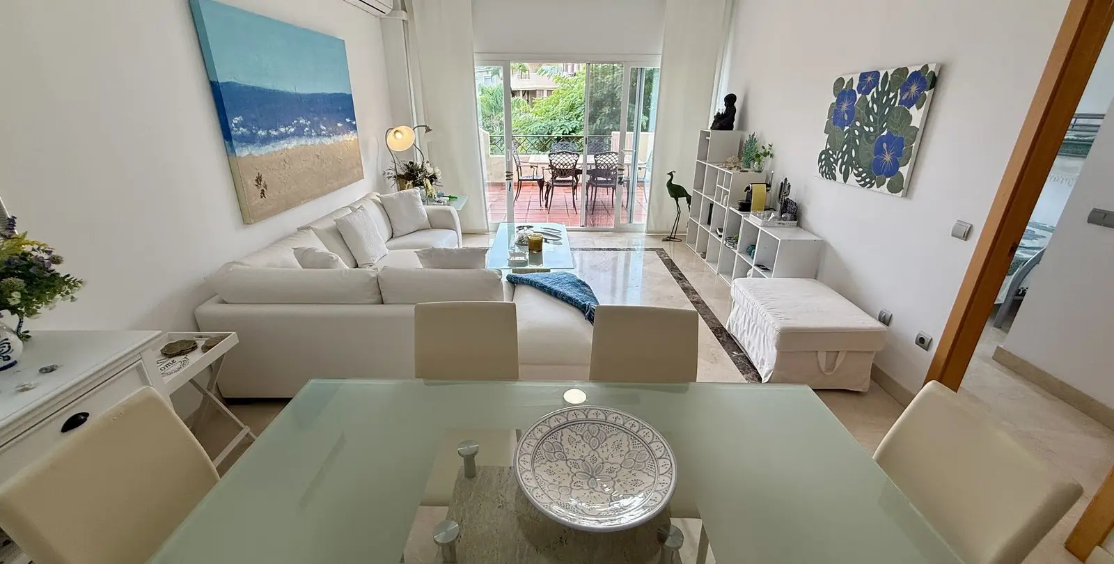 Sale of penthouse in Bel Air 3
