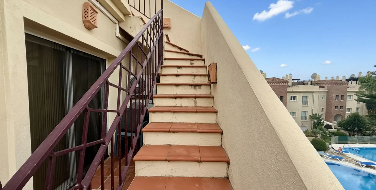 Sale of penthouse in Bel Air 9