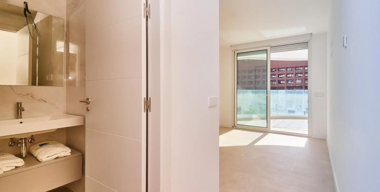 Sale of middle floor apartment in Fuengirola 20