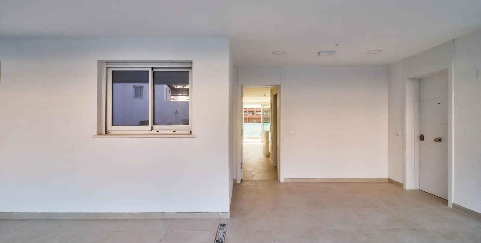 Sale of middle floor apartment in Fuengirola 27