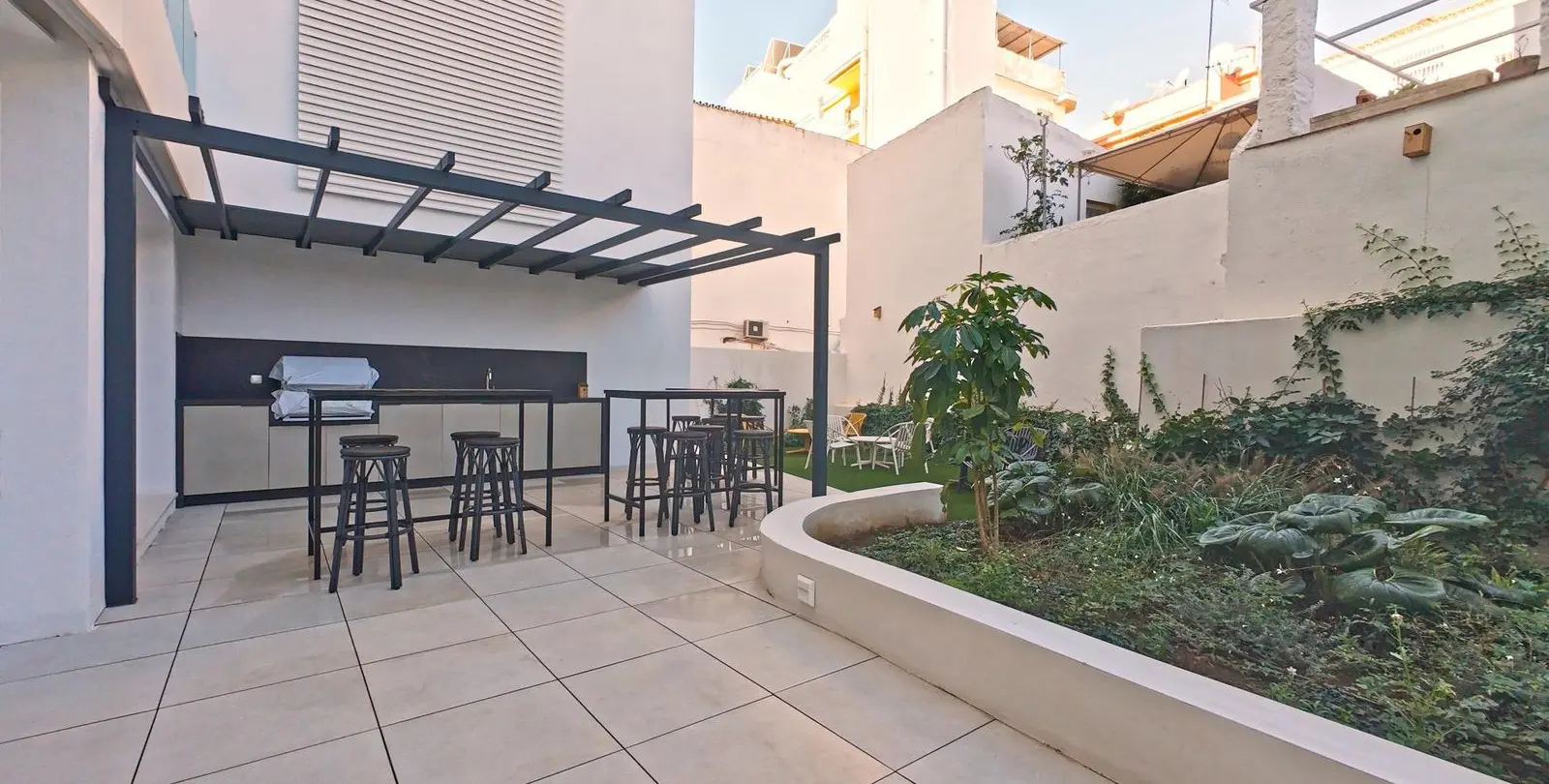 Sale of middle floor apartment in Fuengirola 37