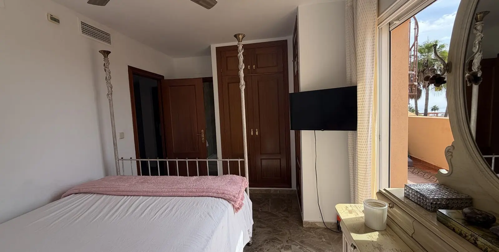Venta de adosado en Estepona 27